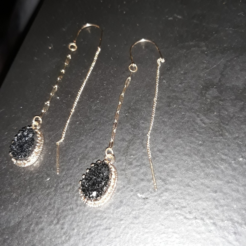 Gold linked and Duzy earrings (New)